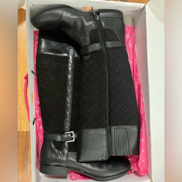 Isaac Mizrahi Ara2 Quilted Leather Boots - Picture 3 of 9